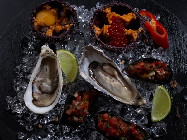 -40% на всё меню и напитки в уютном бистро «Хвосты & Головы»