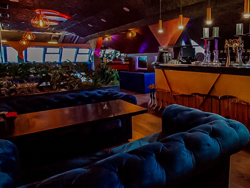 -30% на меню и напитки, паровые коктейли в баре «MOS lounge» на Баррикадной