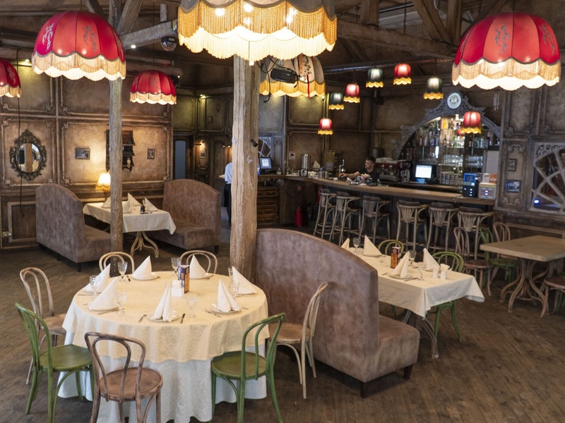 -30% на все меню и напитки в трактире «Ипполит Матвеевич» на Большой Филевской