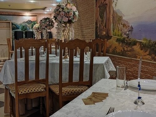-50% на все меню и напитки в ресторане «Life Hall» на Нижегородской
