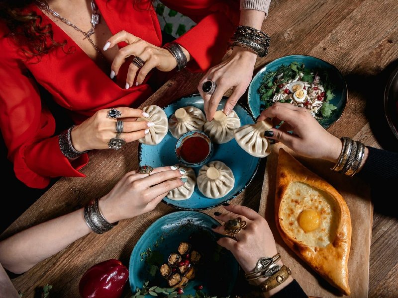 -30% на все меню и напитки в ресторане грузинской кухни «Кинза» в ТЦ Капитолий