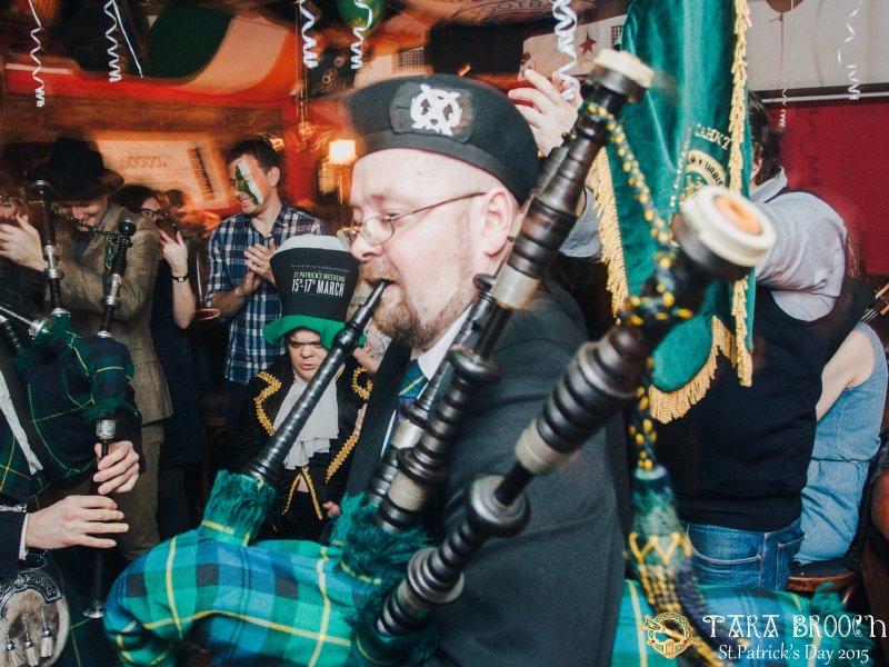 -30% на меню кухни и напитки в ирландском пабе «Tara Brooch»