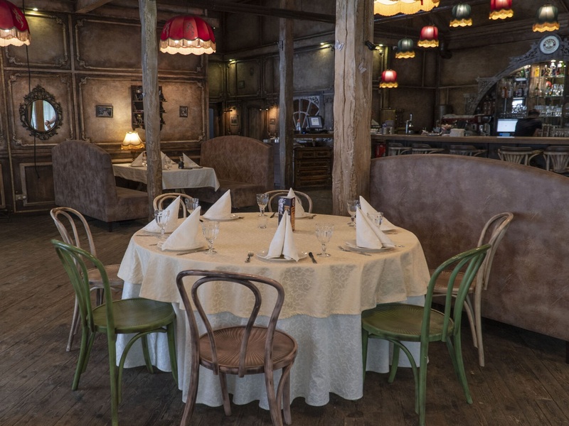 -30% на все меню и напитки в трактире «Ипполит Матвеевич» на Большой Филевской